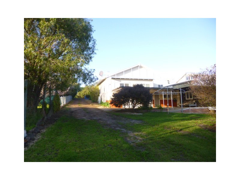 13 Ingoldby Street, Mount Barker WA 6324