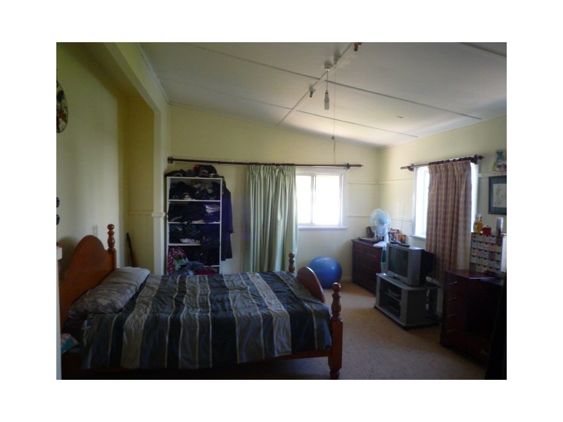 22 Albany Highway, Mount Barker WA 6324