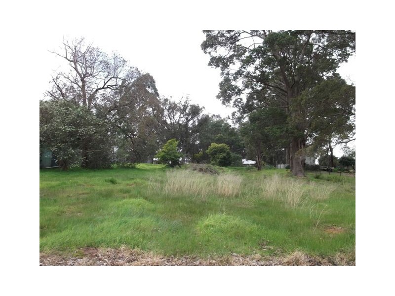 42 Osborne Road, Mount Barker WA 6324