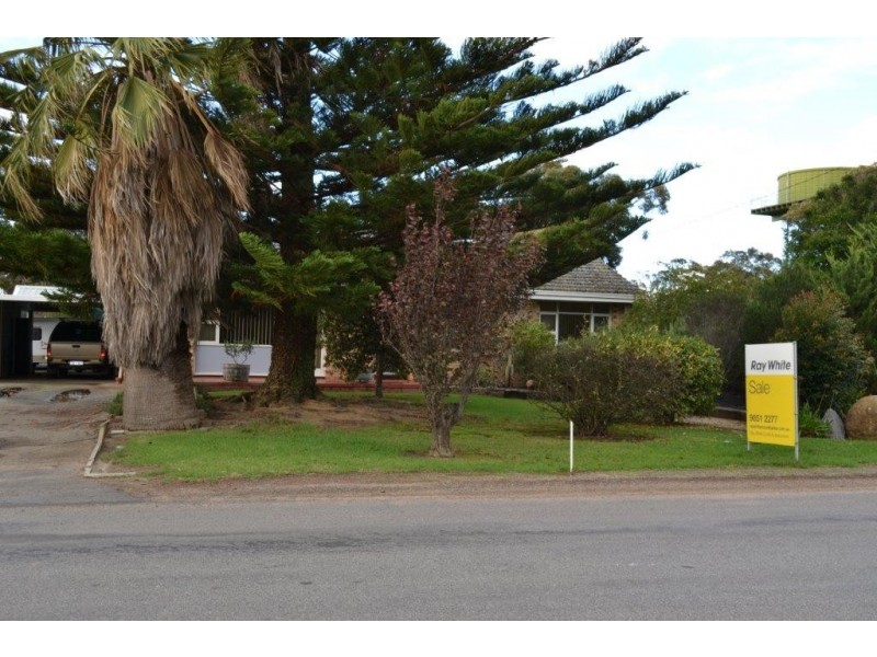 2 Grantham Street, Cranbrook WA 6321