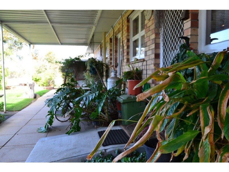2 Grantham Street, Cranbrook WA 6321