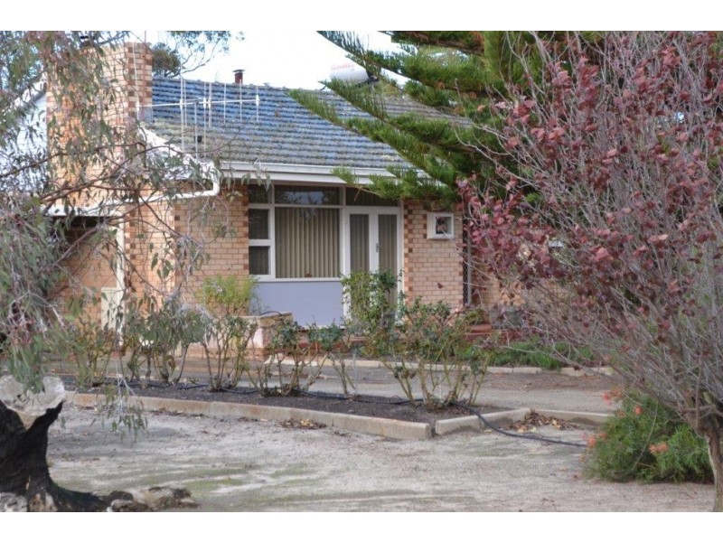 2 Grantham Street, Cranbrook WA 6321