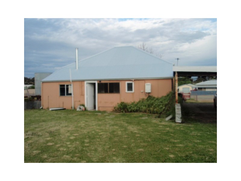 2 Hambley Street, Mount Barker WA 6324