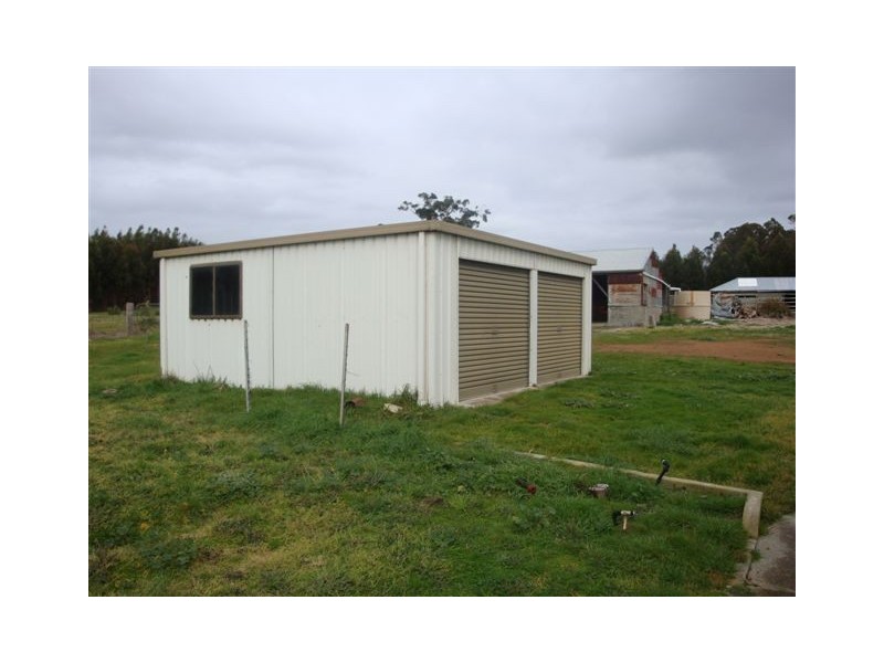 1899 Redmond-Hay River Road, Redmond WA 6327