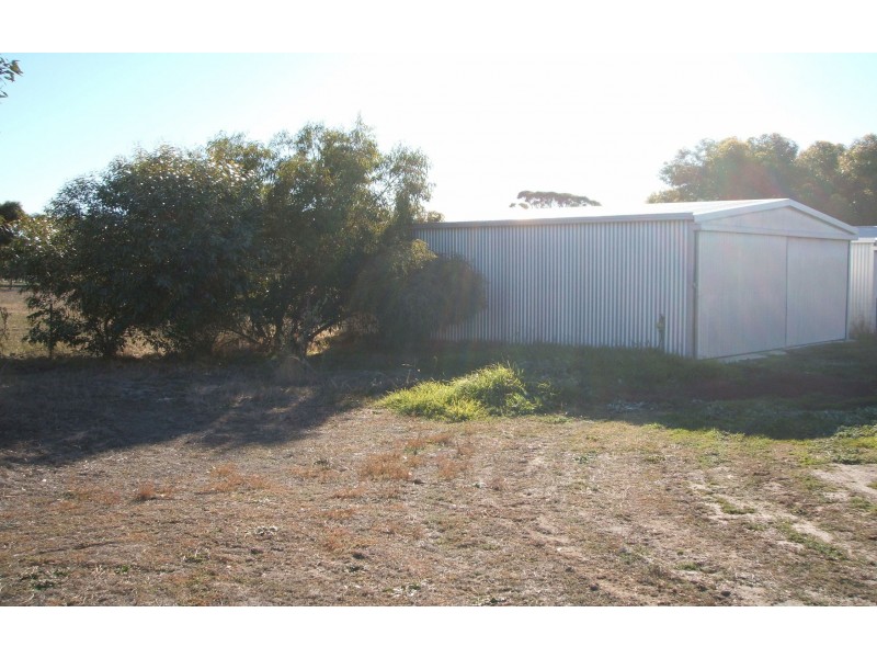 Lot 201 First Avenue, Kendenup WA 6323