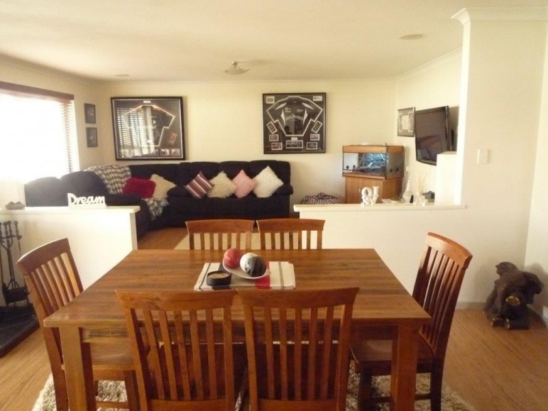 4 Henton Peak Heights, Mount Barker WA 6324