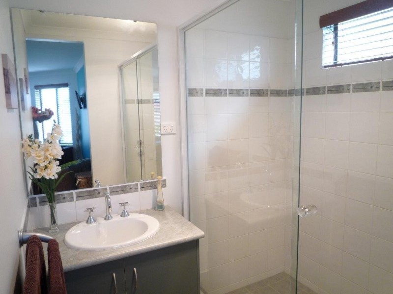 4 Henton Peak Heights, Mount Barker WA 6324