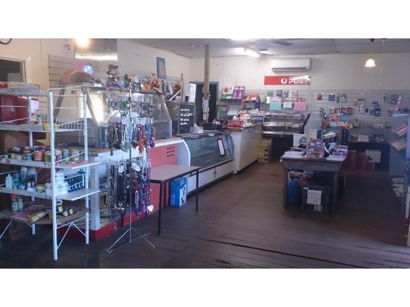 9 Brooking ST CNR Albany Hway, Tenterden WA 6322