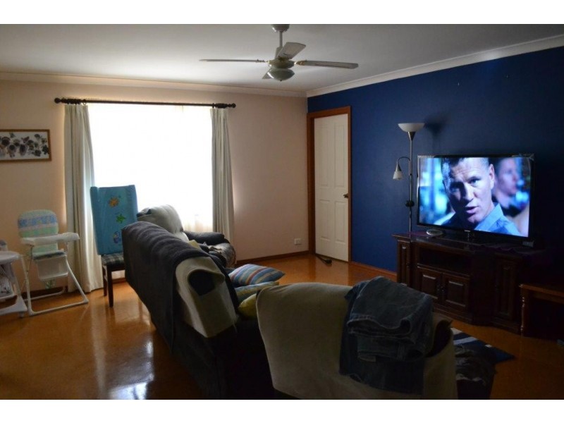 52 Deane Street, Mount Barker WA 6324