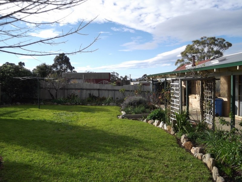 9 Booth Street, Mount Barker WA 6324