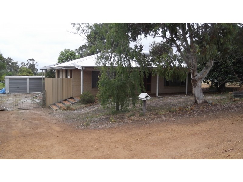 12 Booth Street, Mount Barker WA 6324