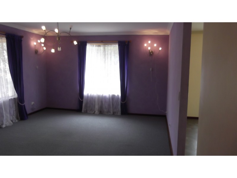 12 Booth Street, Mount Barker WA 6324