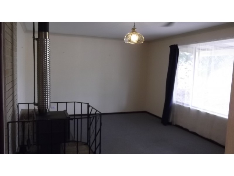 12 Booth Street, Mount Barker WA 6324