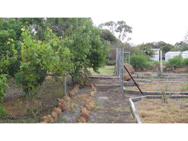 12 Booth Street, Mount Barker WA 6324