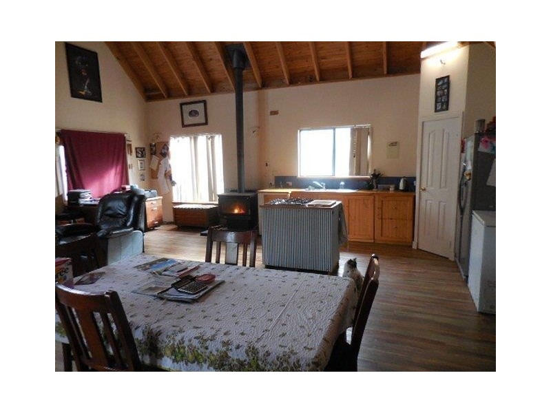 112 and 110 Fifth Avenue, Kendenup WA 6323