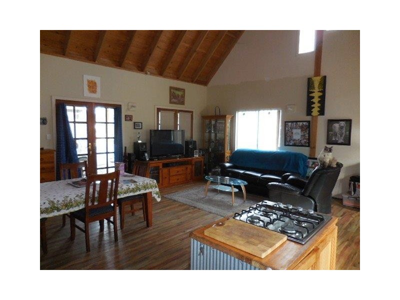 112 and 110 Fifth Avenue, Kendenup WA 6323