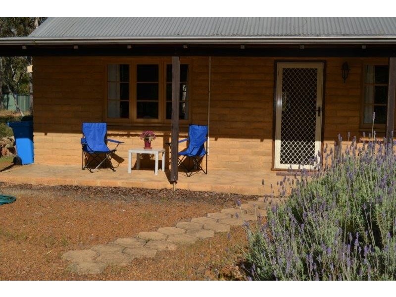 21 Hassell Avenue, Kendenup WA 6323