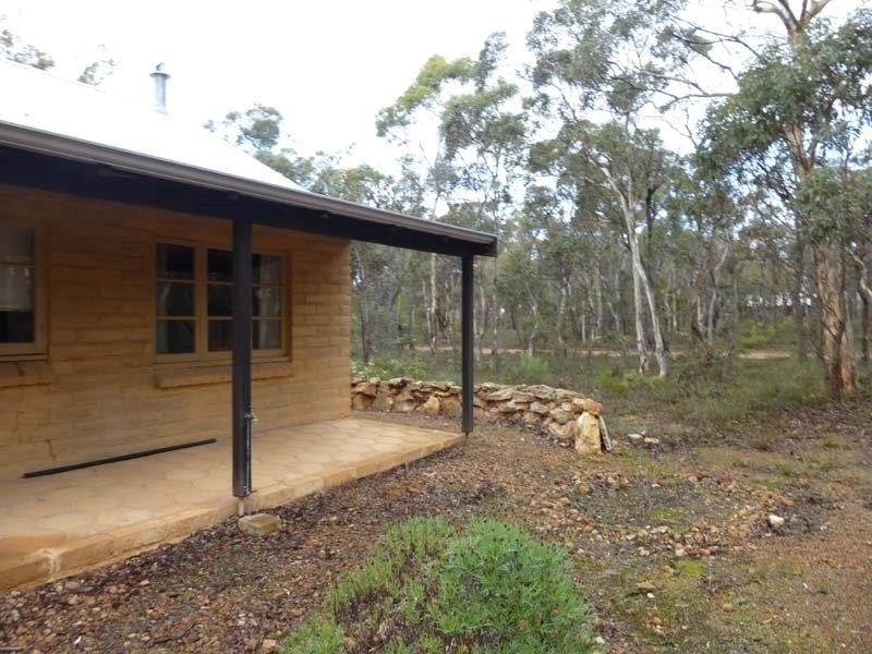 21 Hassell Avenue, Kendenup WA 6323