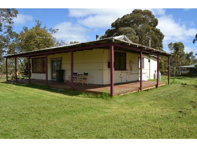 52 Evans Street, Frankland WA 6396