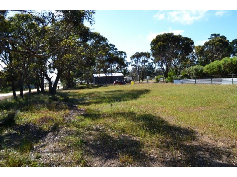 Lot 186 First Avenue, Kendenup WA 6323