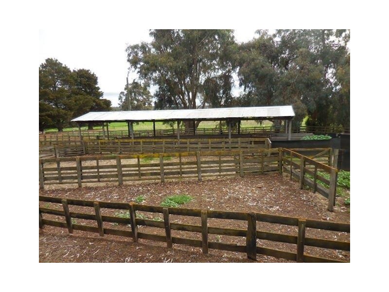 Hay Loc 2135 Cook Road, Frankland WA 6396
