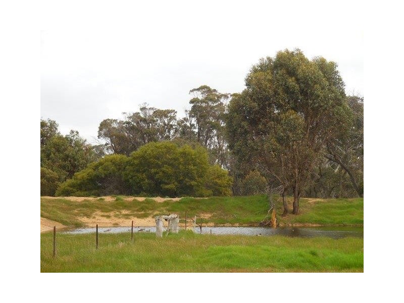 Hay Loc 2135 Cook Road, Frankland WA 6396