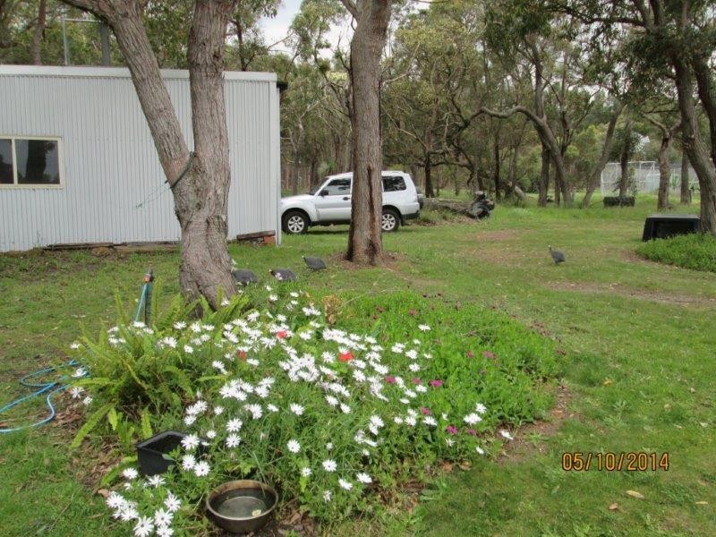 51 Sixpenny Road, Porongurup WA 6324