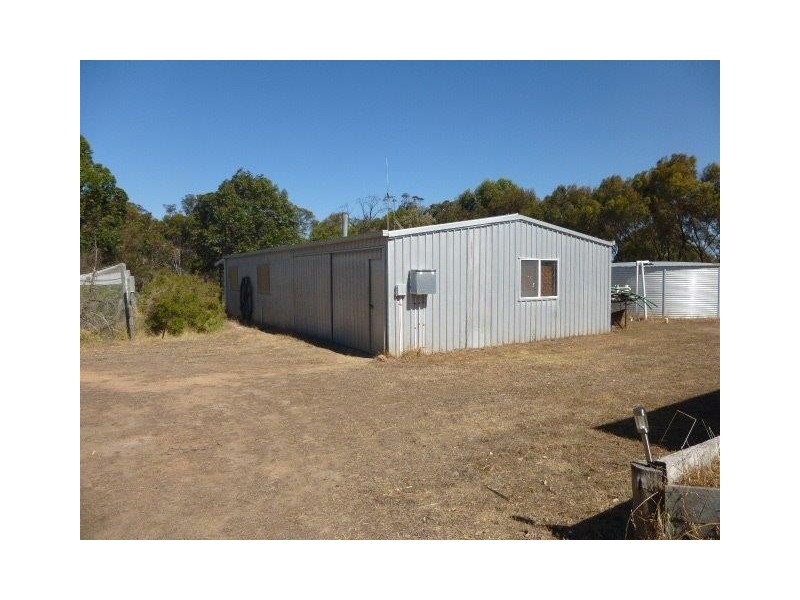 94 Wandoo Road, Kendenup WA 6323