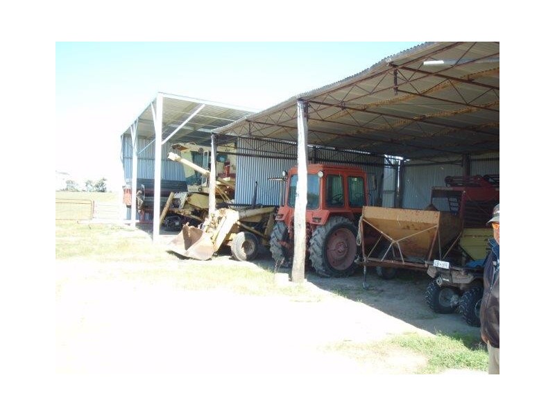 809 Duck Lake Road, Cranbrook WA 6321