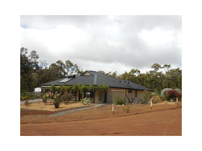 14 Thomas Street, Mount Barker WA 6324