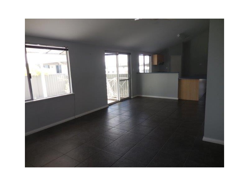 8/36 Marion Street, Mount Barker WA 6324