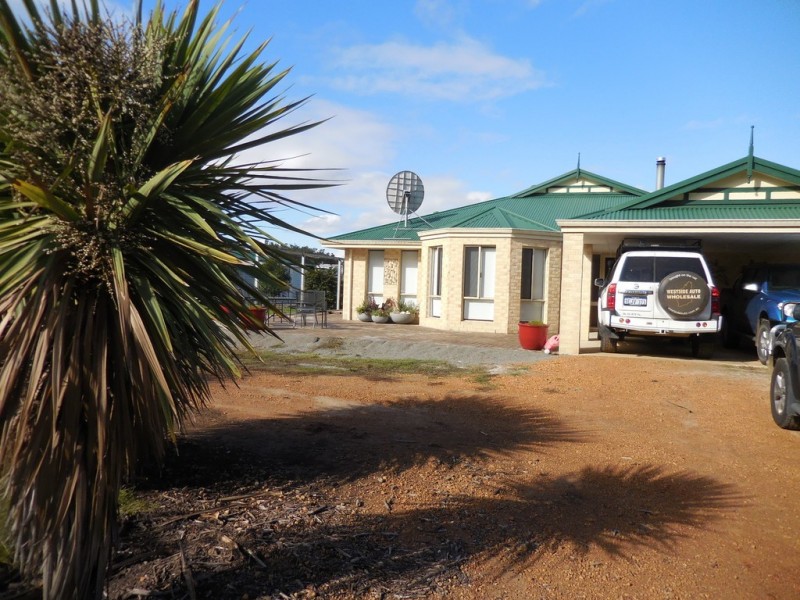 65 McCook Road, Mount Barker WA 6324