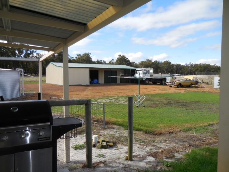 65 McCook Road, Mount Barker WA 6324