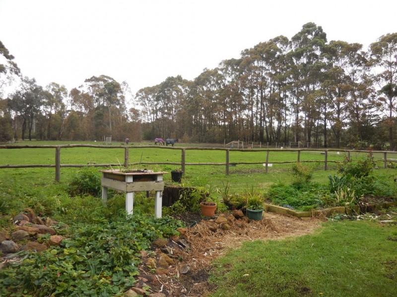 22 Knights Road, Robinson WA 6330