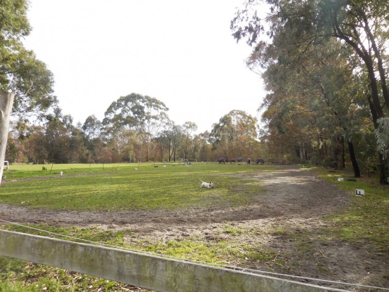 22 Knights Road, Robinson WA 6330