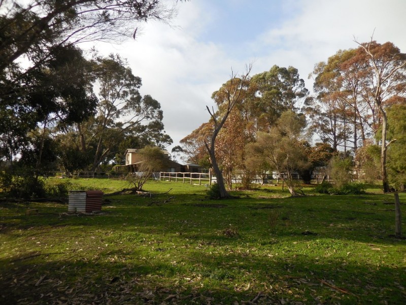 22 Knights Road, Robinson WA 6330