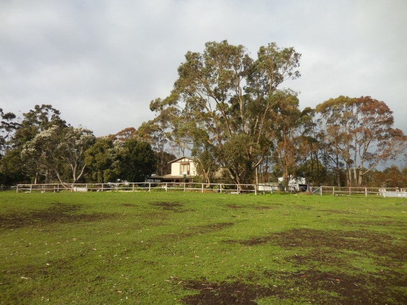 22 Knights Road, Robinson WA 6330