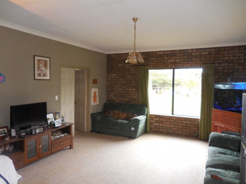 22 Knights Road, Robinson WA 6330