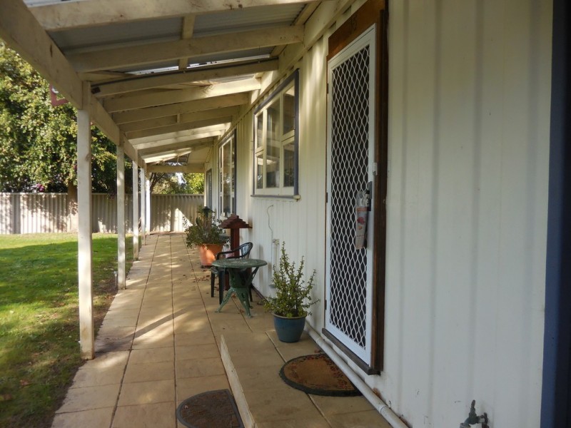 35 Deane Street, Mount Barker WA 6324