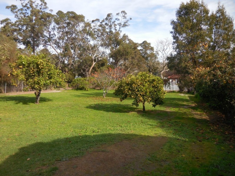 35 Deane Street, Mount Barker WA 6324