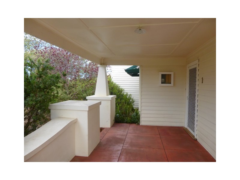 1 Eaton Avenue, Mount Barker WA 6324