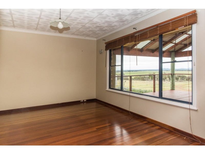 2051 Woogenellup North, Mount Barker WA 6324