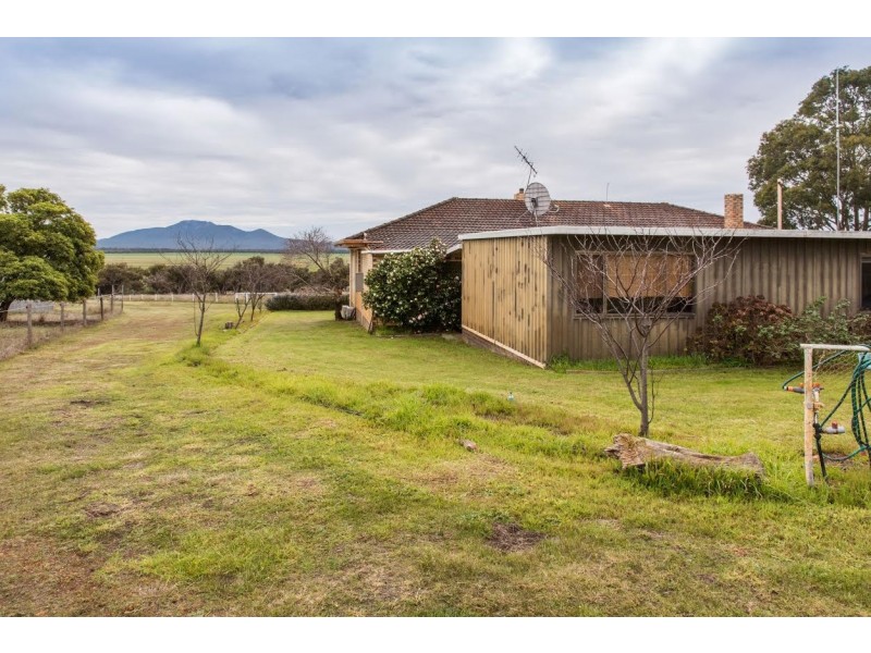 2051 Woogenellup North, Mount Barker WA 6324