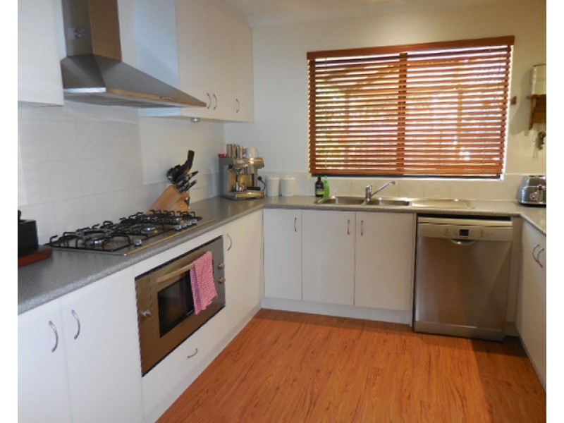 14 Henton Peak Heights, Mount Barker WA 6324