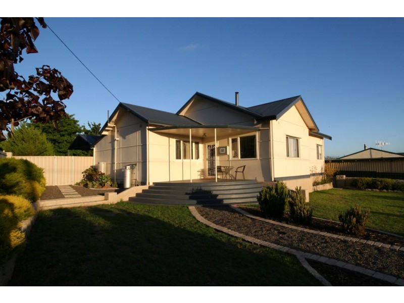 16 Ormond Road, Mount Barker WA 6324