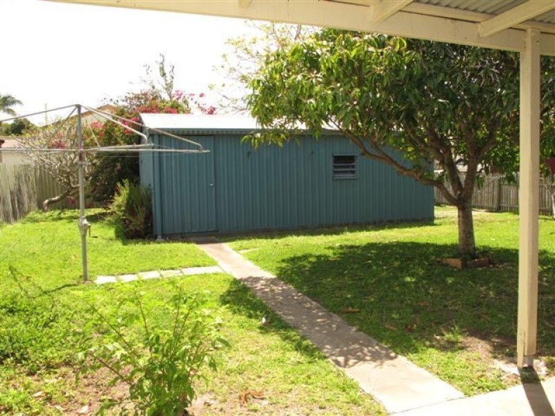24 Gerald Ave, Clontarf QLD 4019