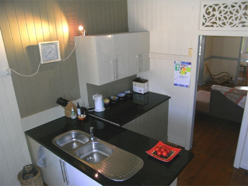 71 Prince Edward Parade, Redcliffe QLD 4020