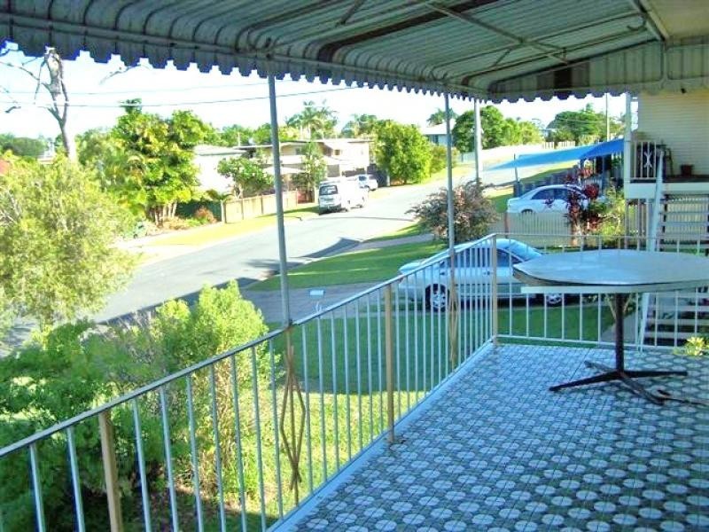 11 Duke St, Clontarf QLD 4019