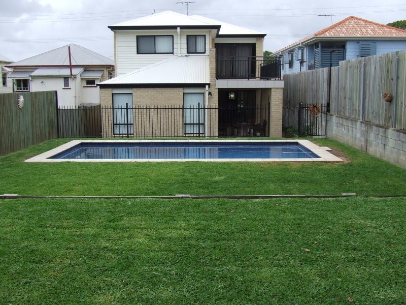 78 Oxley Ave, Woody Point QLD 4019