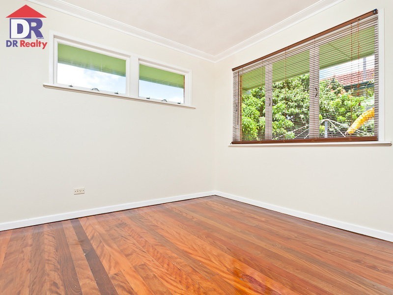 12 Rotary Crescent, Redcliffe QLD 4020